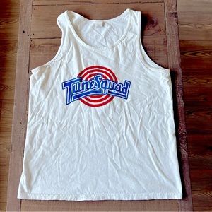 Tune Squad Bugs Men’s Tank L